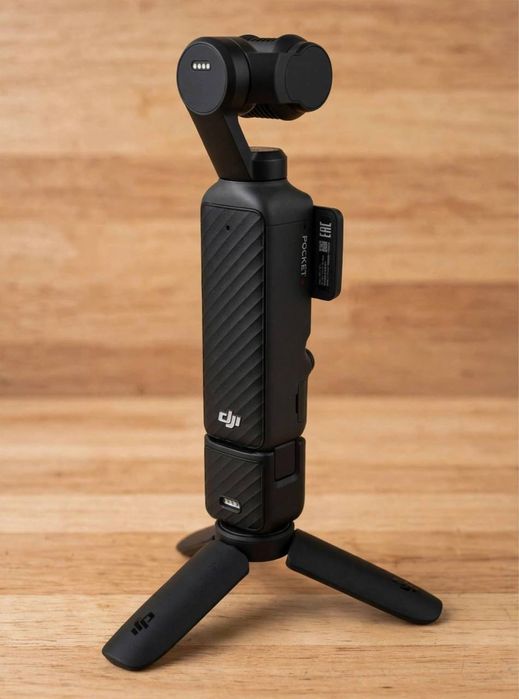 DJI Osmo Pocket 4