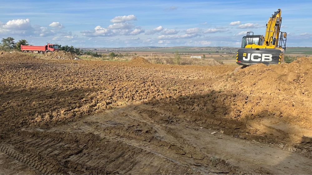 Inchiriere excavatoare /decopertari/sapaturi