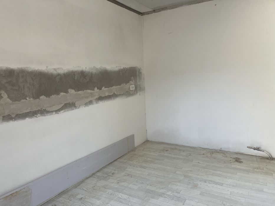 Продам дом 3 ком срочно в центре.