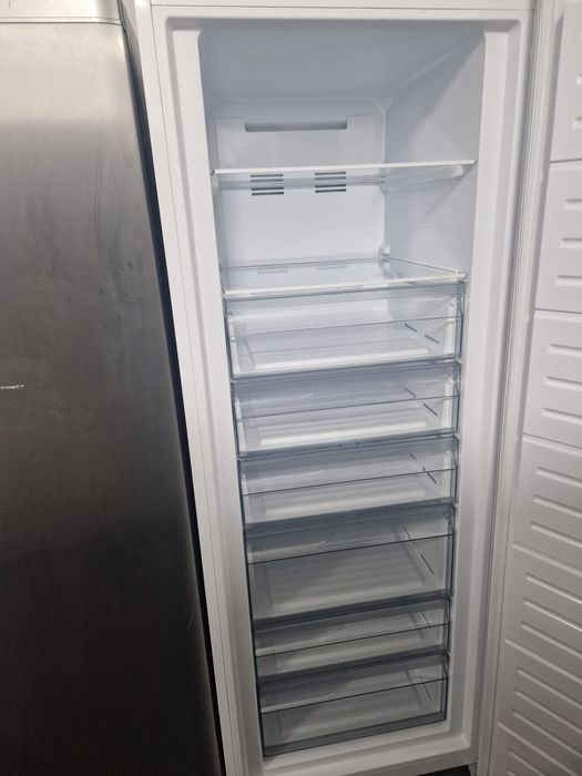 Фризер Vestfros A++ No Frost 380 литра