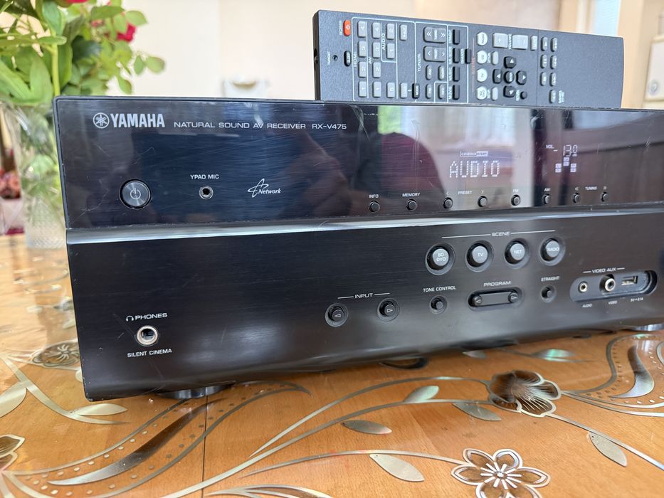 Yamaha RX-V475 resiver