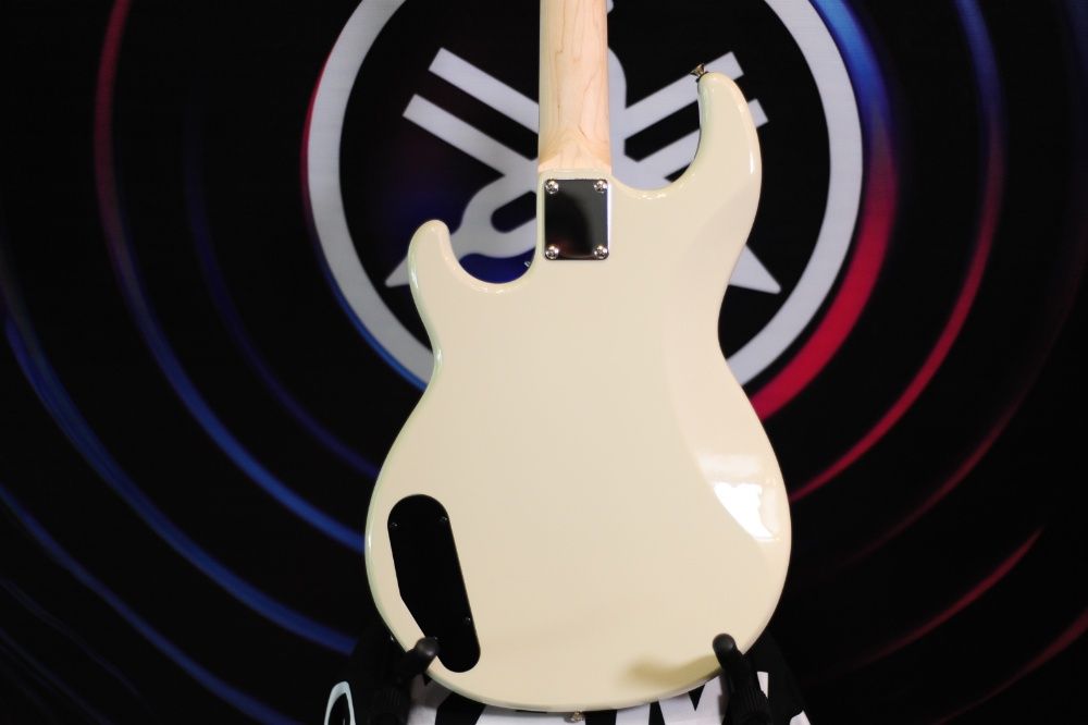Бас гитара YAMAHA BB234
