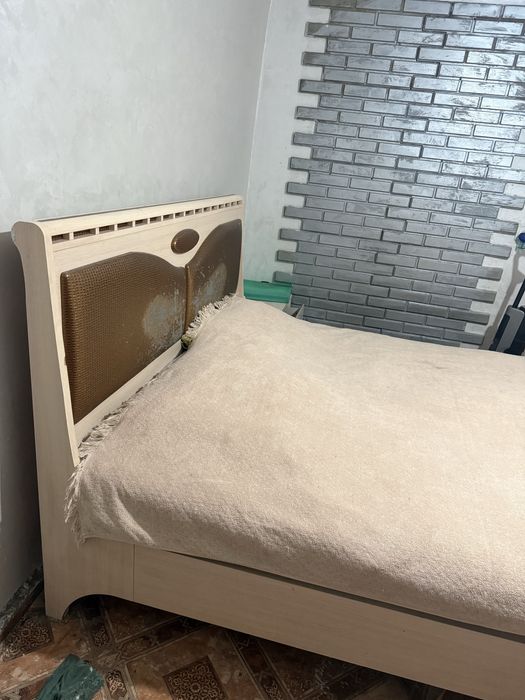 Двуспальная кровать 160х200