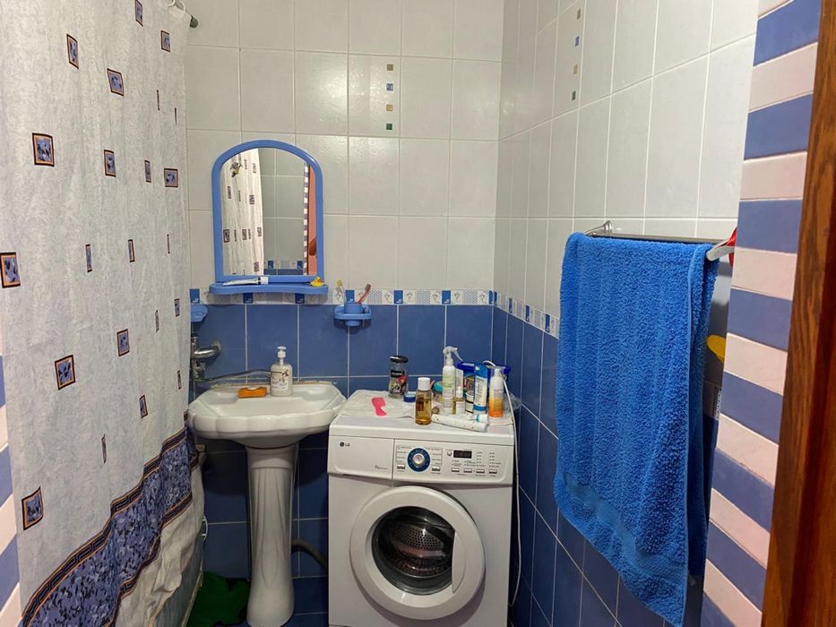 Жана Каратоннан уй сатылады