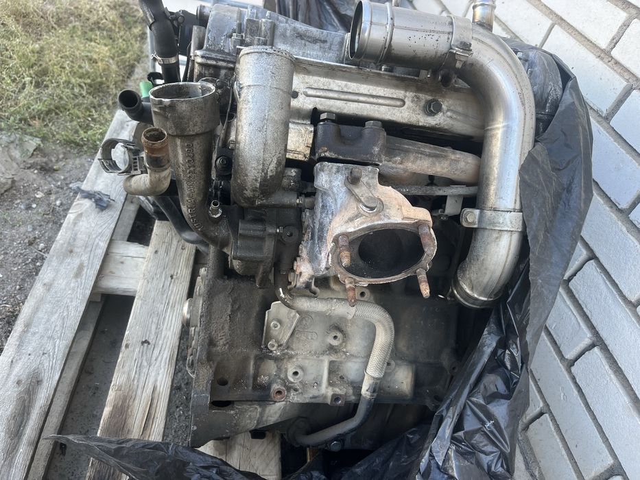 Дуигатель от шкоды 1.8т AGU