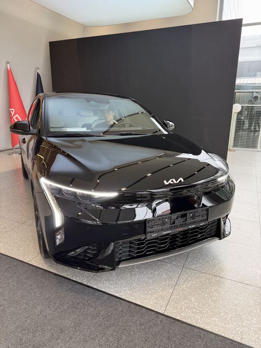 KIA K 3 yengi model keldi