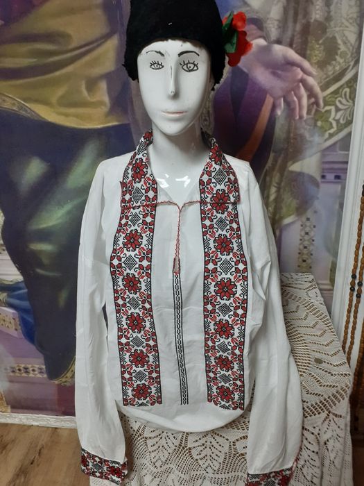 Риза  нашивана  мъжка  Риза с потури и..пищови