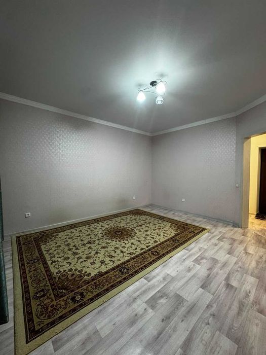Продам 2х комн кв Батыс с ремонтом все остается