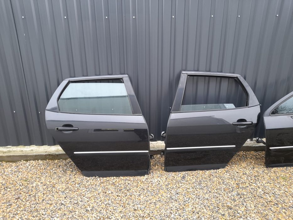 Portiera usa neagra peugeot 407 sw dezmembrez peugeot 407 sw 2.0hdi