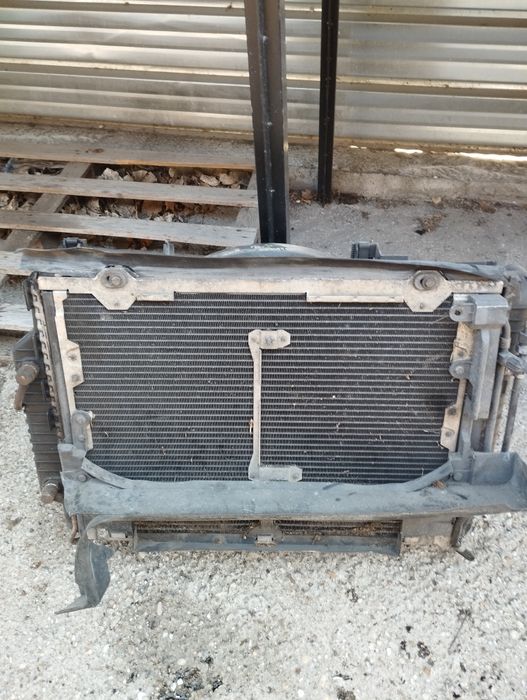 Радиатор с перка за Мерцедес CLK , w208 , 2.3 kompresor