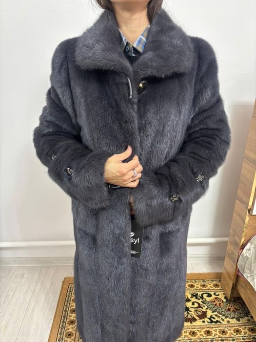 Шуба сатылады киілмеген