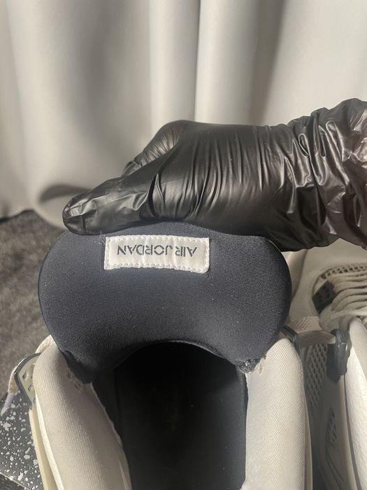 Jordan 4 military black