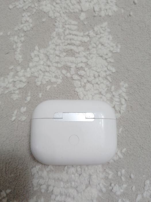 AirPods с камеро