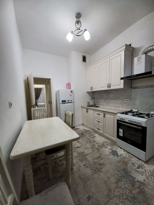 Аренда 3/2/9 Корасарой , Golden House