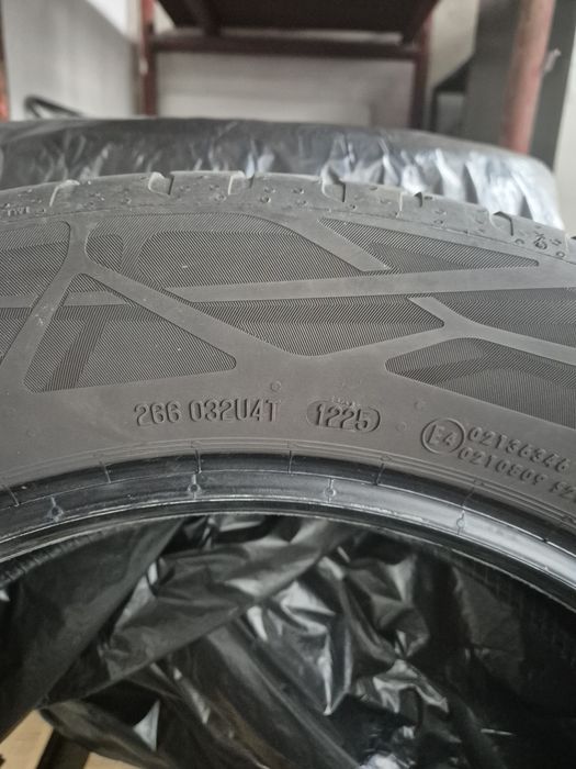 Set 4 Anvelope vară Continental Eco Contact 215/60R18