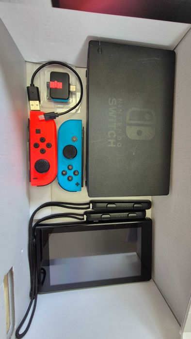 Нинтендо SWITCH.