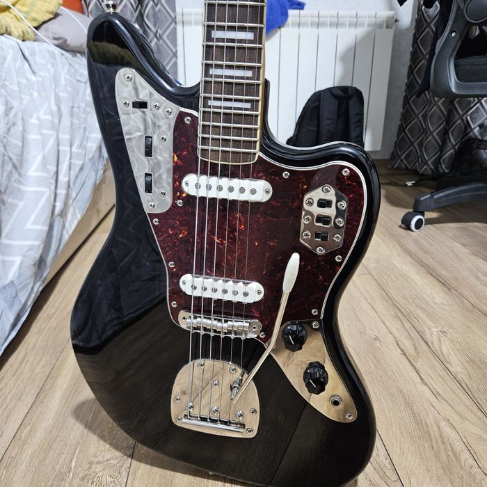 Fender Squier Classic Vibe '70s Jaguar® | Black