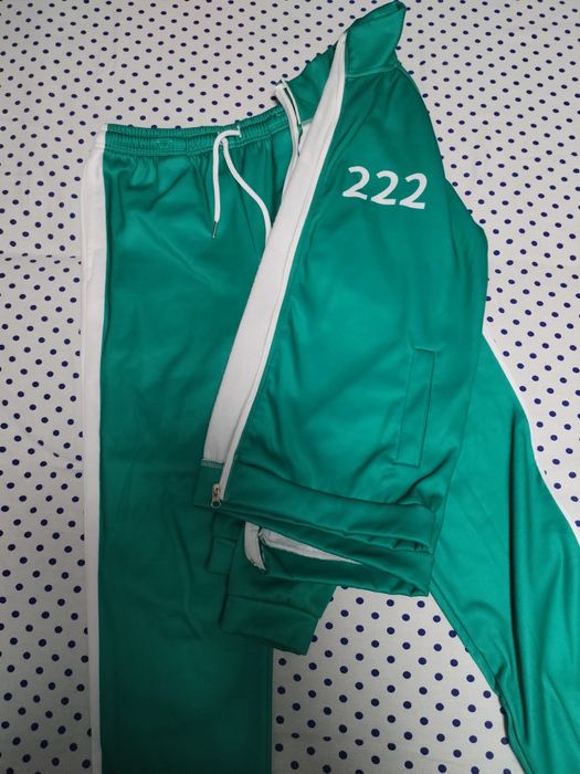 Костюм игра кальмара 222