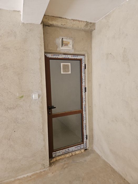 Дава се под наем Гараж / Паркомясто в Варна, Виница - 25 кв.м за 127.5 € - Снимка #3