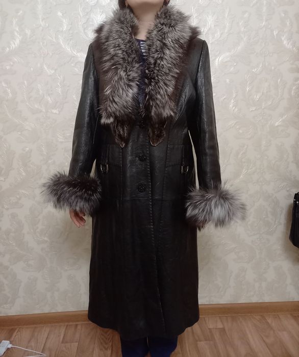 Продам натуральный кожаный плащ