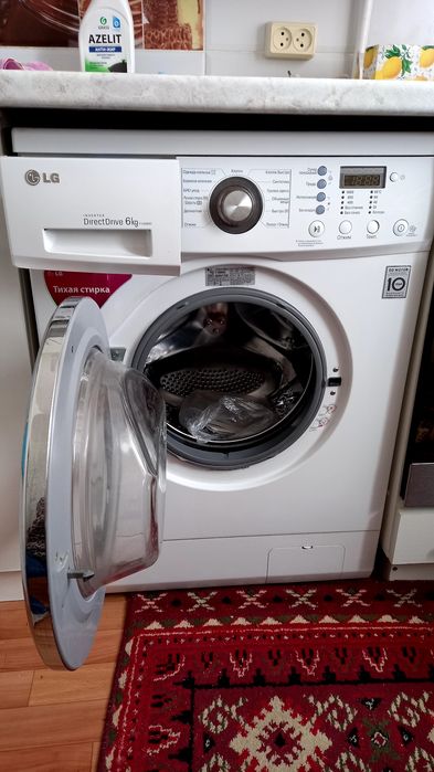 Продам стиральную машину LG