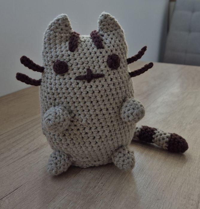 Pisica Pusheen crosetata, crochet