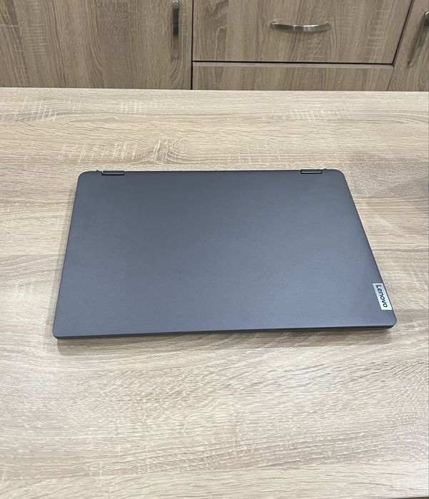 Lenovo IdeaPad Flex 5i (16”,7)