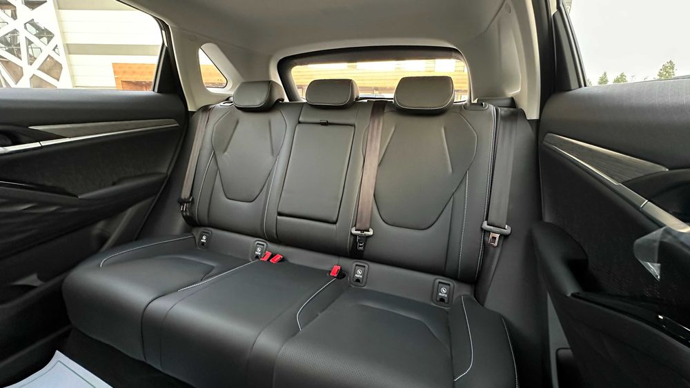 Продаётся Новый JAC JS6 (без пробег) уч дона колди