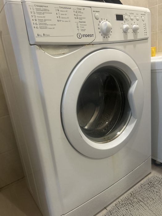 Продам машинку б/у