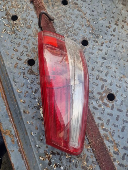 Тойота корола и камри