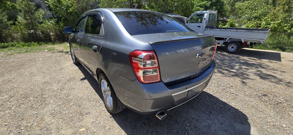 Автомобиль Кобальт