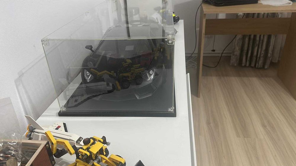 Pocher Lamborghini Aventador 1:8 – kit premium