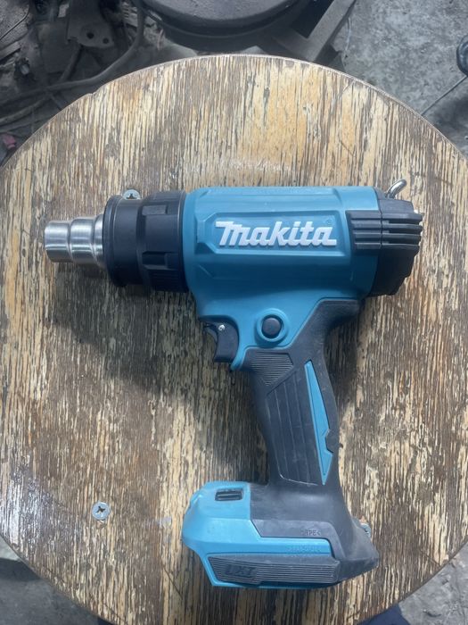 Акумолаторен пистолет за горещ въздух makita dhg 181