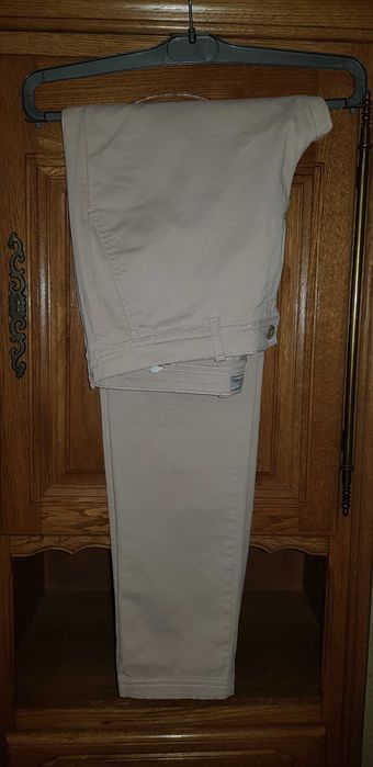 Pantaloni Massimo Dutti