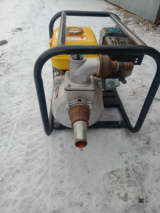 Продам мотопомпу