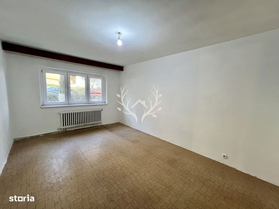 Apartament cu 3 camere, pregatit pentru renovare in Zorilor — fotografia 1