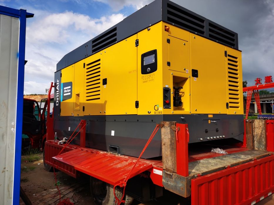 Продаётся: Компрессор ATLAS COPCO Y1300