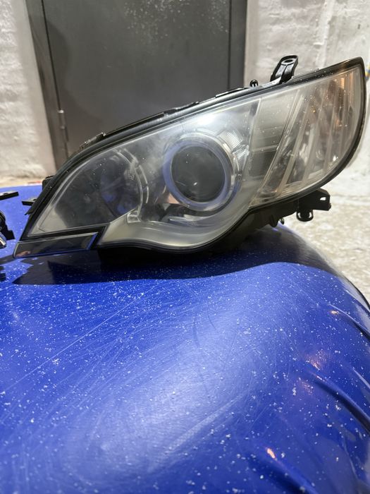 Продам фары Subaru Outback