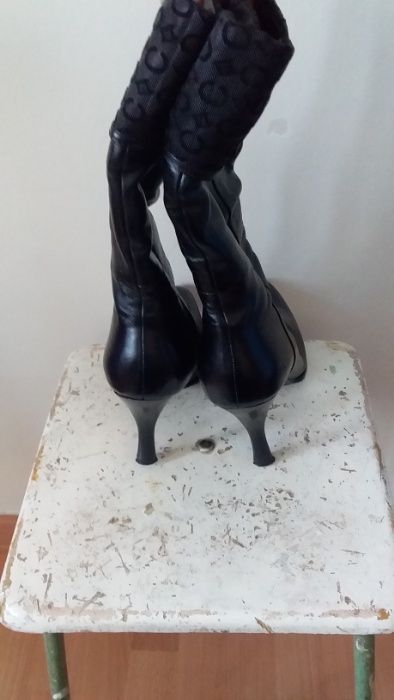 Сапоги черные кожаные новые