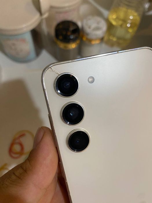 Samsung s23 128gb обмен/продажа