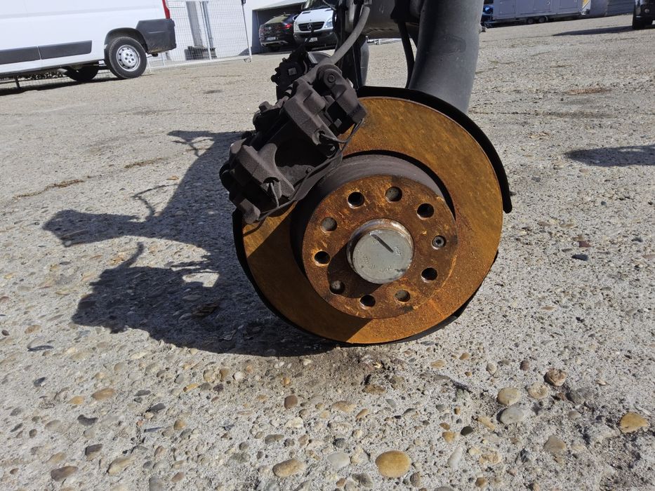 Etrier spate Skoda Karoq etrieri spate stânga dreapta Vw golf 7 Seat Leon Vw Troc