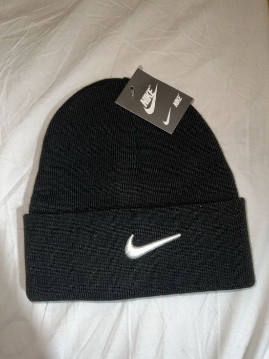 Caciula nike diverse culori