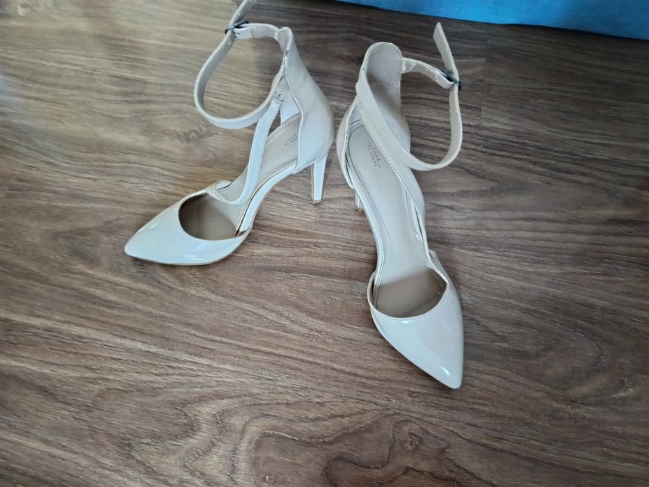 Pantofi Zara marimea 37