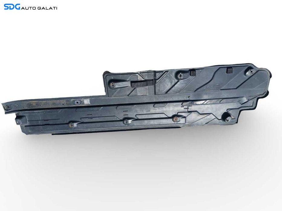 Scut Protectie Plastic Lateral Prag Stanga Mercedes Clasa C Class W204 2007 - 2014 Cod A2046100108 A2046101108 [LN0040]