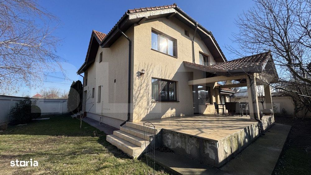 Casa primitoare P + E, 183 mp, toate utilitatile, 588 mp teren, zona C