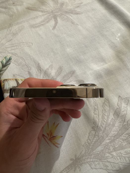 Продавам iPhone 13 pro max