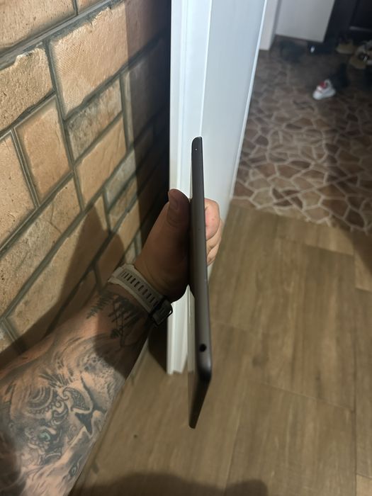 Ipad 9 64 GB  2ра генерация