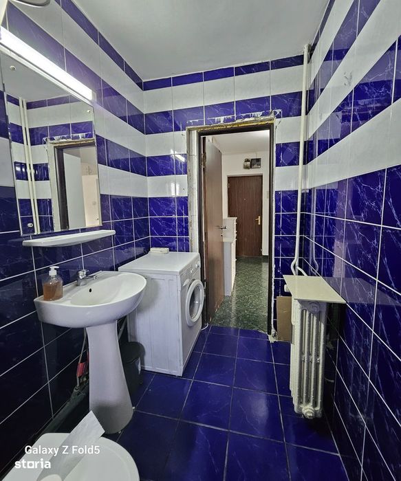 Apartament 2 camere decomandat  Str. Carpați ,