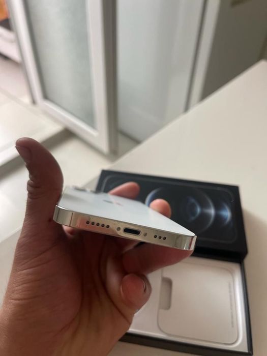 Iphone 12 PRO 256gb NOU full box 100% baterie