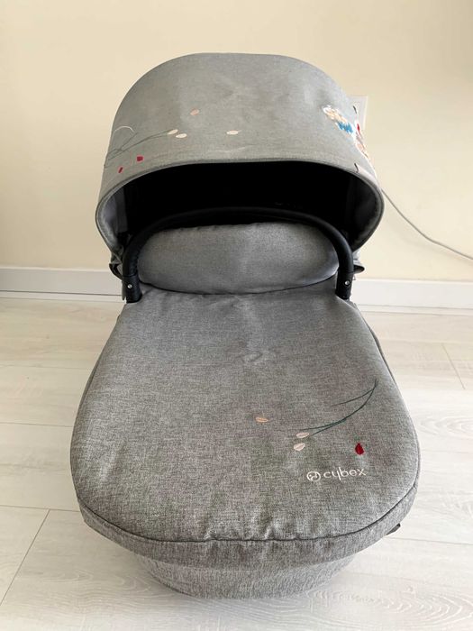 Кош за новородено Cybex Priam Koi
